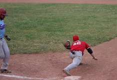 114: baseball_2677