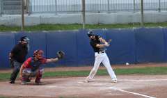 63: baseball_1079