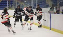 23: hockey1_1107