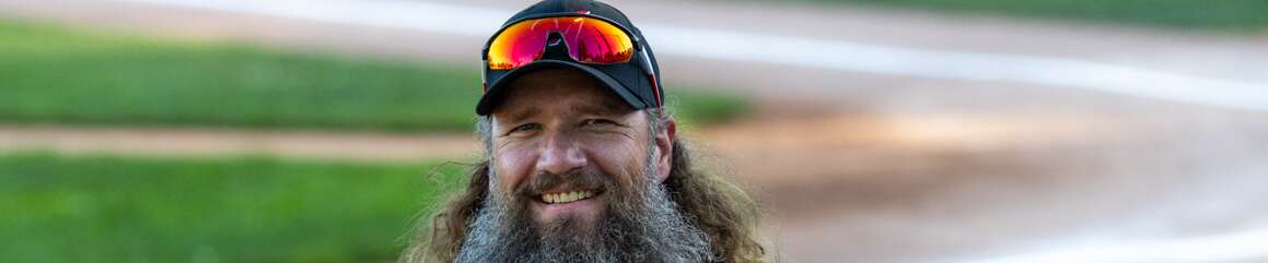 Click to show or hide the buttons