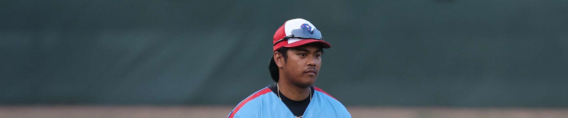 Click to show or hide the buttons