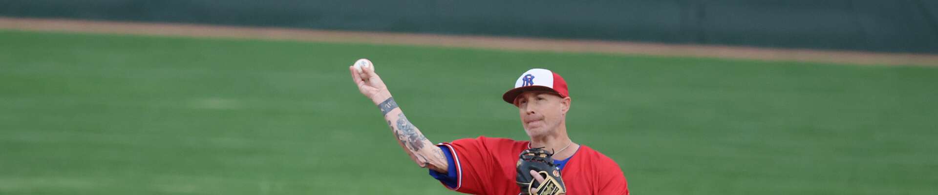 Click to show or hide the buttons